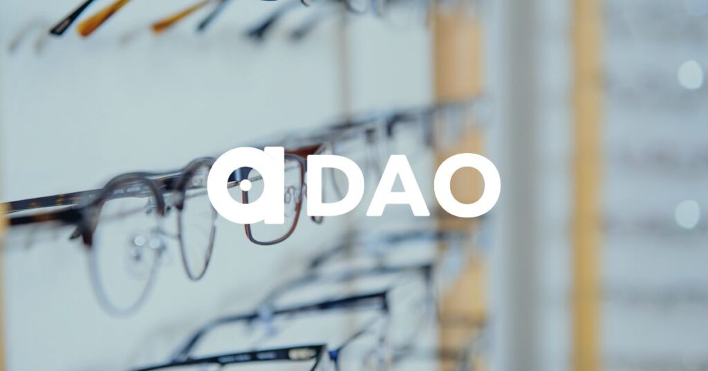Glasögon med DAO logo